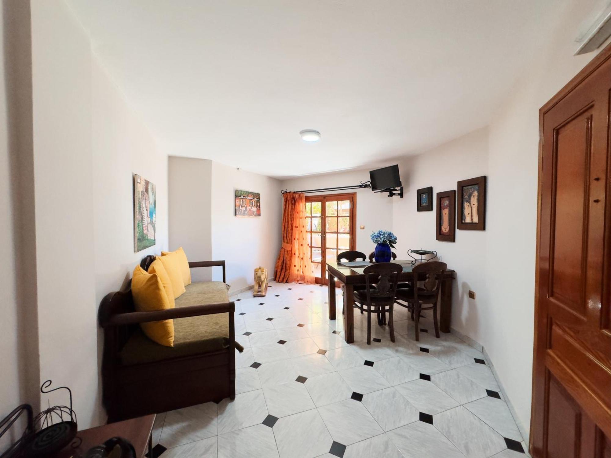 Eleni Seaside Apartment Platanias (Crete)