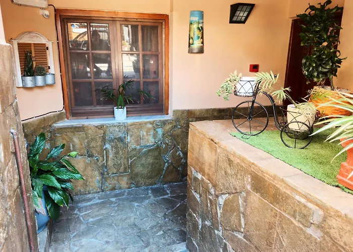 Villa Eleni Seaside Apartments