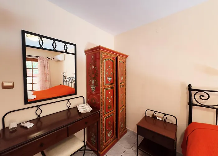 Villa Eleni Seaside Apartments