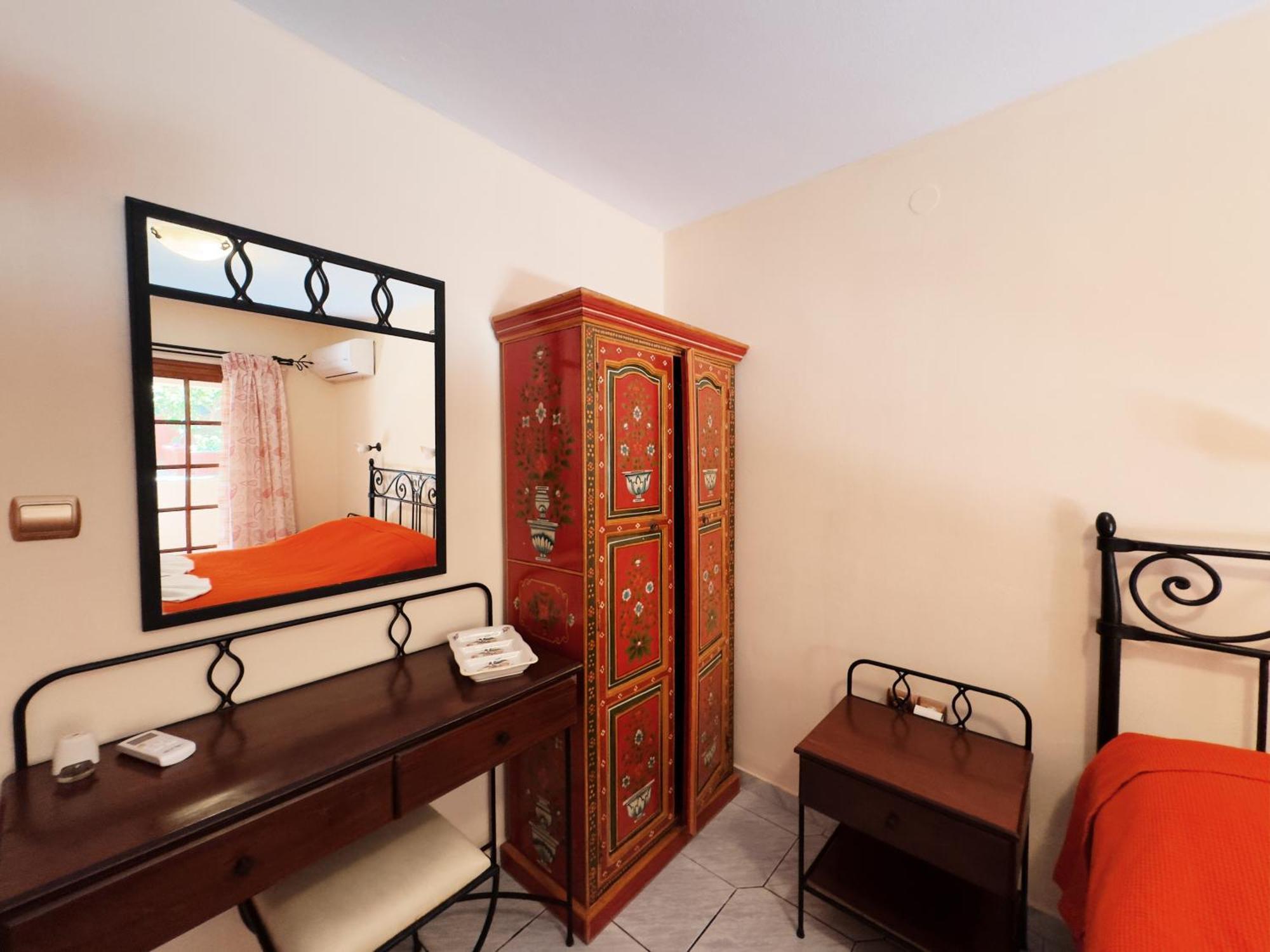 Eleni Seaside Appartement *